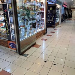 Peninsula Shopping Complex (D6), Retail #511447581